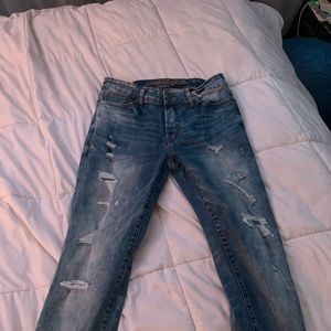 american eagle ripped jeans